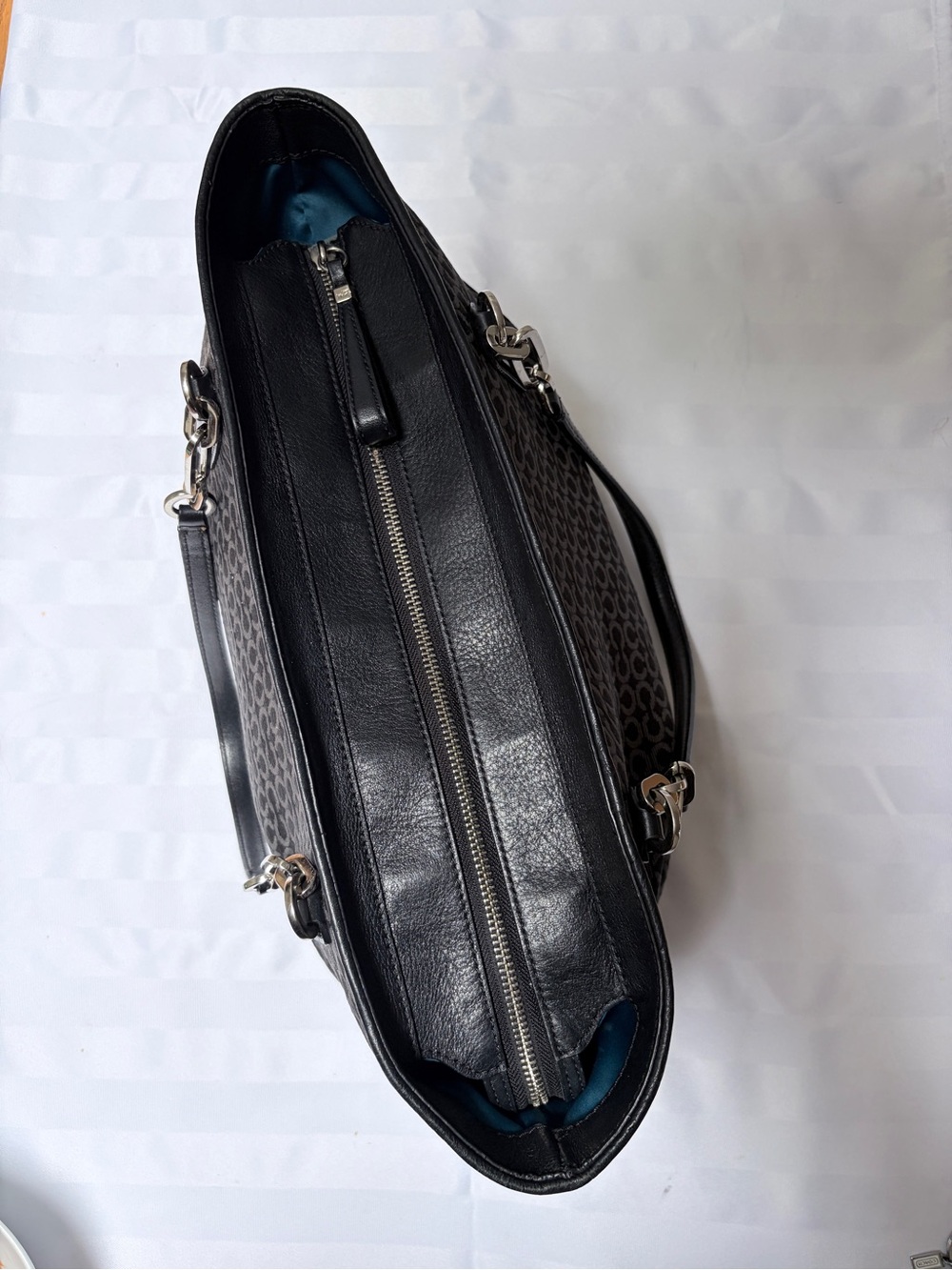 2013 COACH Madison Blk/Gry OpArt Needlepoint Tote w/ Pink Leather Charm 26767 - Picture 3 of 15